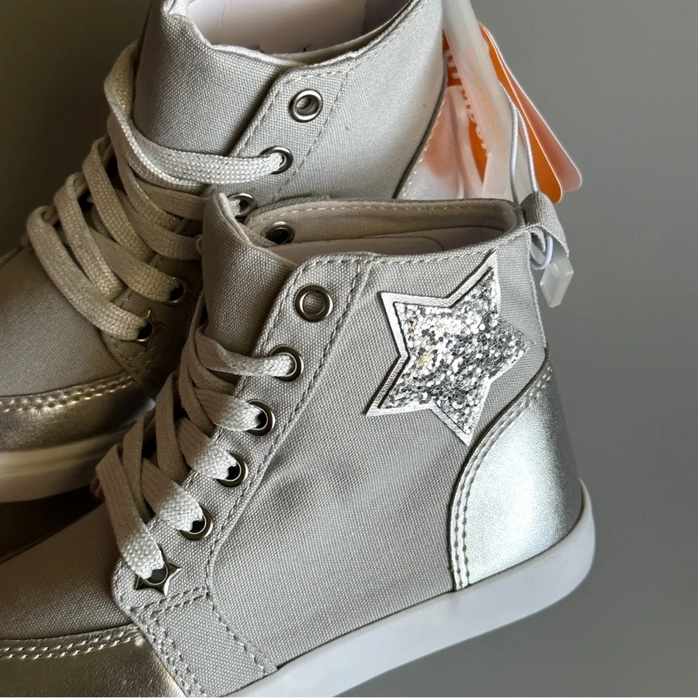 Gymboree Cosmic Club Silver  High Tops Sneakers  Girls Size 12  NEW